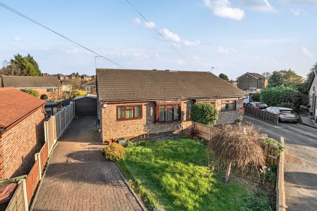 2 bed property, in Westways Rise, £205,000