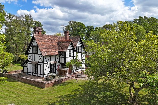 4 bed property, in Mill Lane, £1,250,000