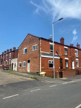 2 bed property, in Shakerley Road, £179,950