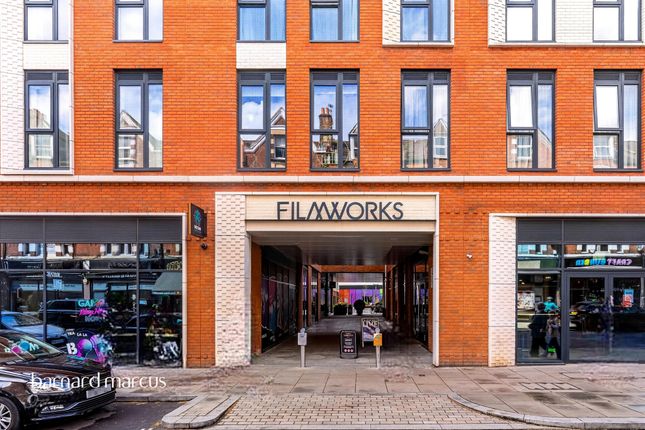 Studio, in Bond Street, £325,000