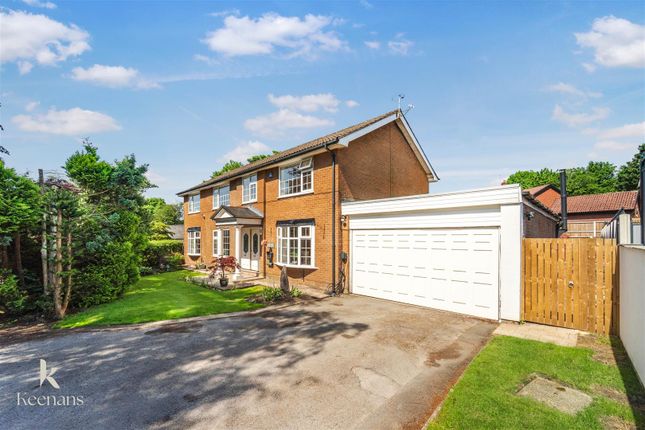 4 bed property, in Winchester Close, £715,000