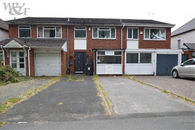 3 bed property, in Holly Lane, £220,000