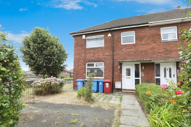 3 bed property, in Meadow Drive, £120,000