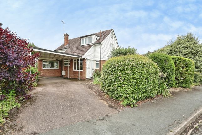 3 bed property, in Old School Lane, £500,000