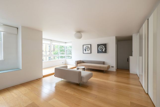 3 bed property, in Cheyne Walk, £1,399,950