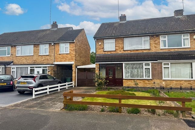 3 bed property, in Stokes Drive, £280,000