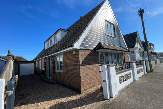 5 bed property, in Seaville Drive, £550,000