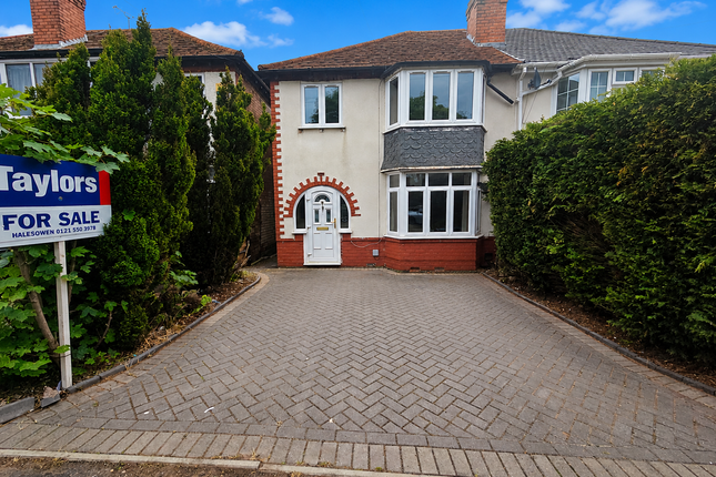 3 bed property, in Brennand Road, £225,000