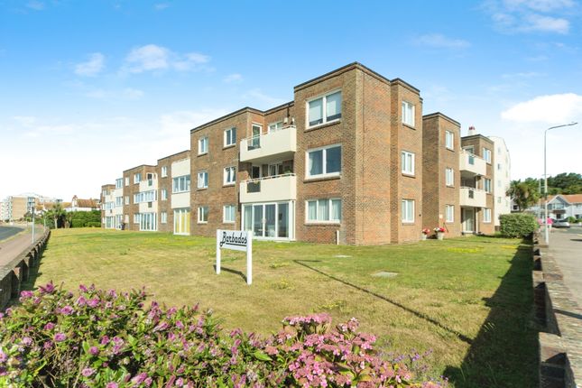 2 bed property, in De La Warr Parade, £260,000