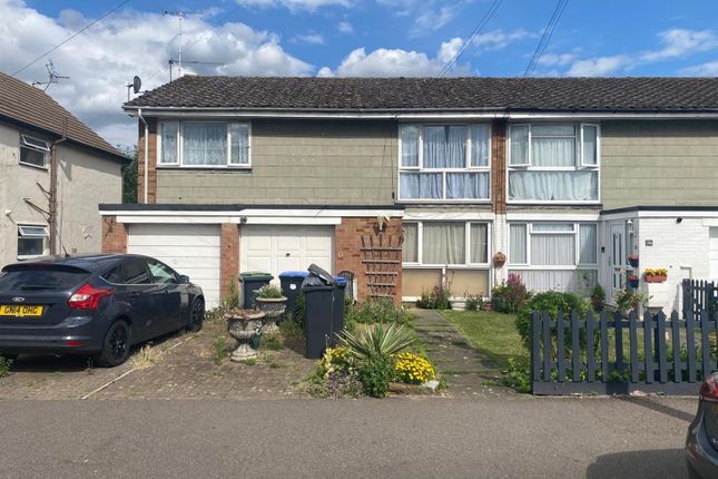 1 bed property, in Salisbury Road, £145,000