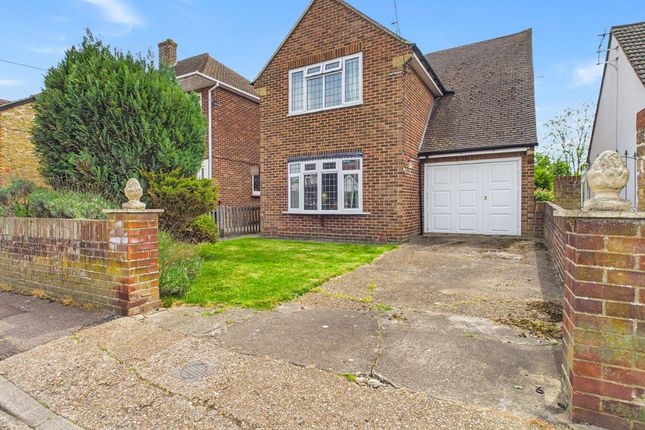 3 bed property, in King Arthurs Drive, £475,000