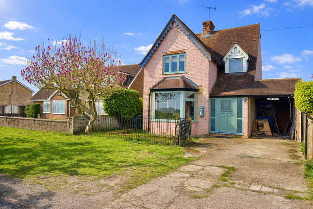 4 bed property, in Boveney Road, £835,000