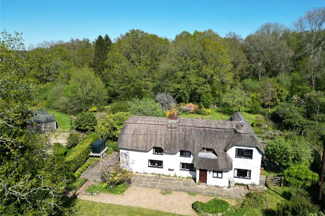 5 bed property, in Rockbourne Road, £765,000