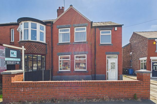 3 bed property, in Manchester Road, £240,000