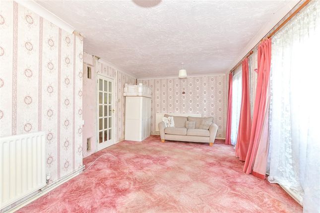 3 bed property, in Sunwood Road, £250,000