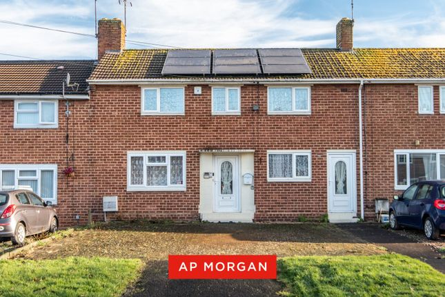 3 bed property, in Walls Road, £220,000