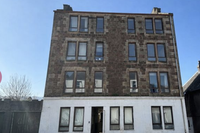 2 bed property, in Flat 6, £19,000