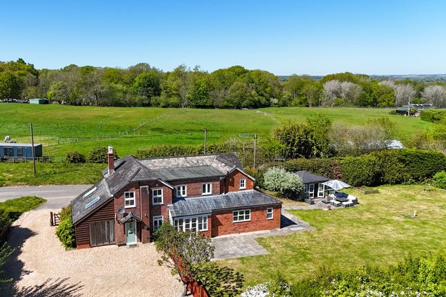 4 bed property, in Dunbridge Lane, £1,000,000
