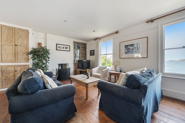 3 bed property, in Stone Chair Lane, £500,000