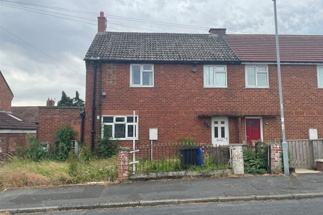 3 bed property, in Larchfield Gardens, £90,000