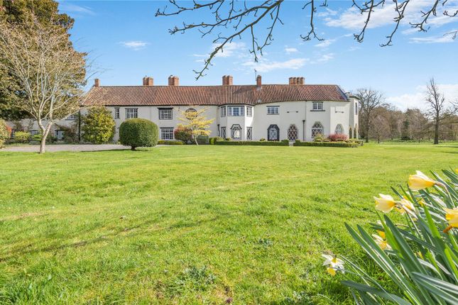 7 bed property, in Knaith Hall, £995,000