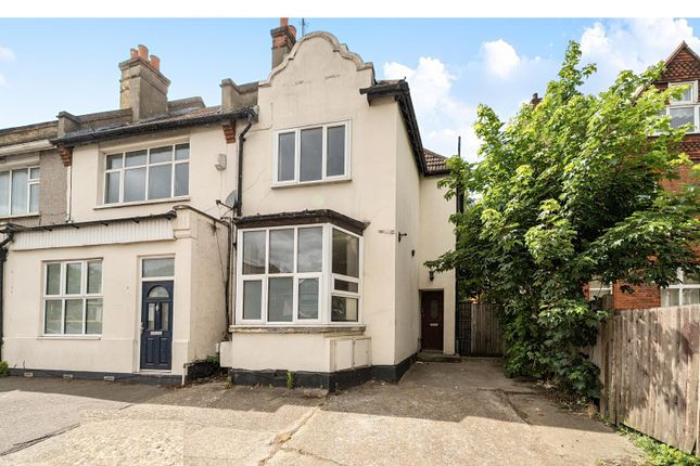 3 bed property, in College Road, £500,000