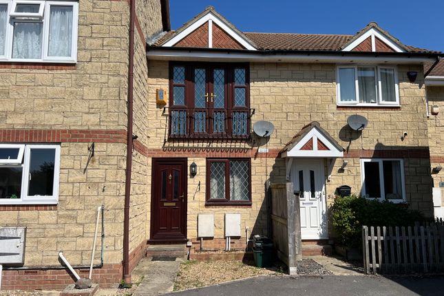 1 bed property, in Warrilow Close, £150,000