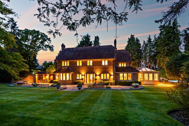 6 bed property, in Kennel Avenue, £2,695,000