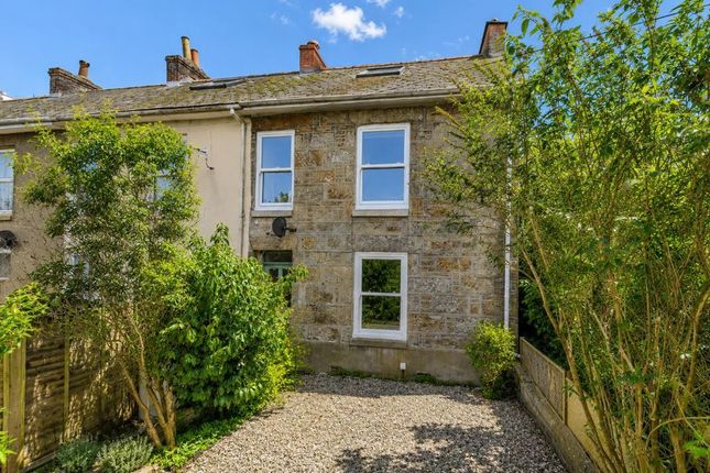 4 bed property, in Clifton Terrace, £280,000
