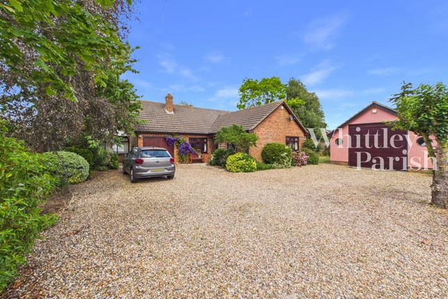 3 bed property, in Weybread Road, £550,000