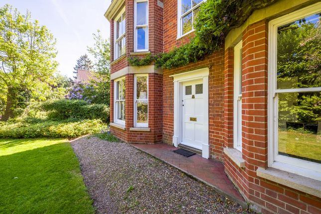 5 bed property, in Debenham, £700,000
