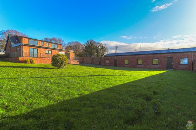 4 bed property, in Lawn Drive, £980,000