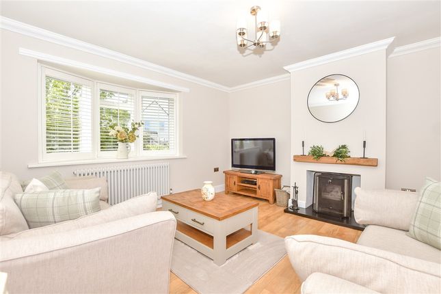 5 bed property, in Edinburgh Road, £500,000