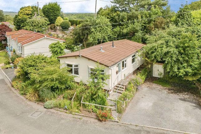 2 bed property, in Eddisbury Hill, £90,000