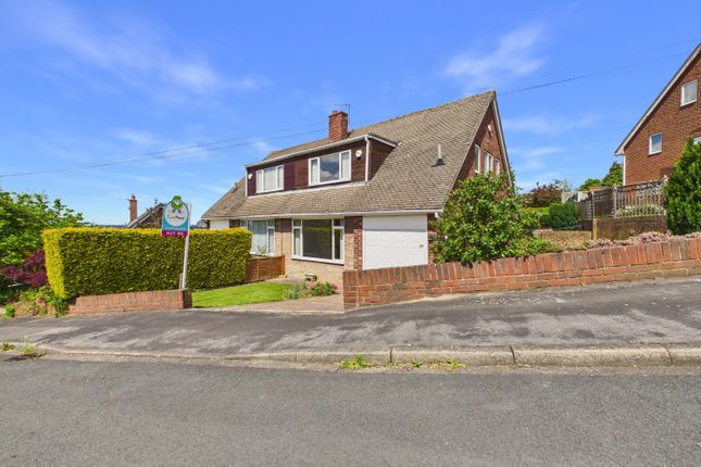 3 bed property, in Moor View Close, £220,000