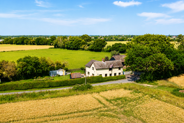 4 bed property, in Drinkstone, £675,000
