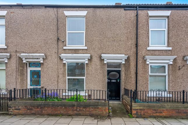 2 bed property, in Yarm Road, £70,000