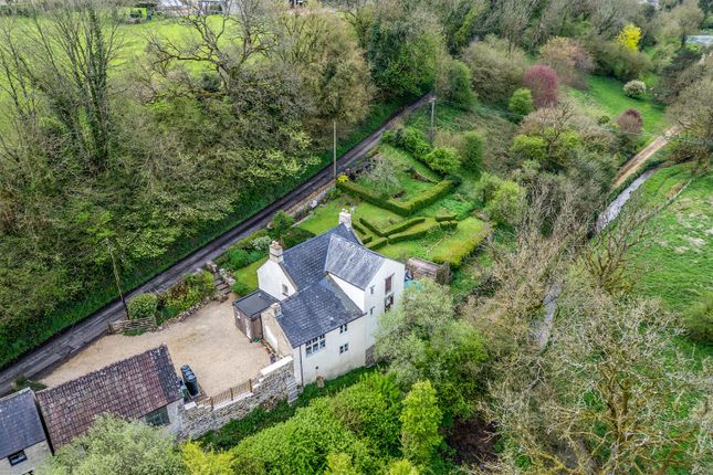 4 bed property, in West Kington, £1,100,000