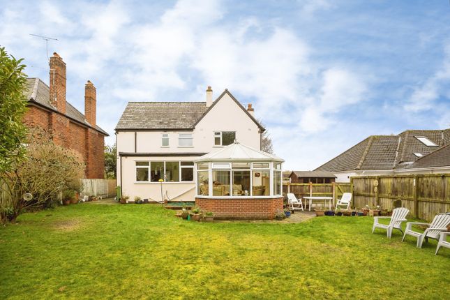 4 bed property, in Bridge Drive, £700,000