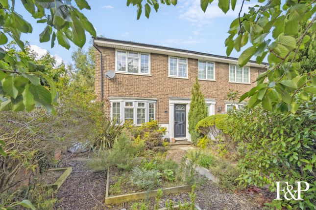 3 bed property, in Sheepcote Road, £480,000