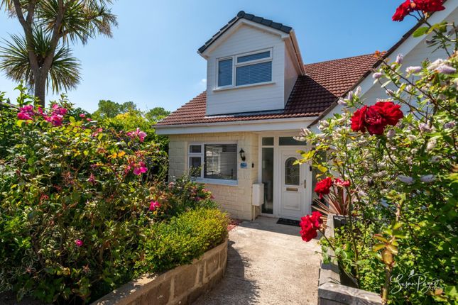 4 bed property, in Strathwell Crescent, £359,950