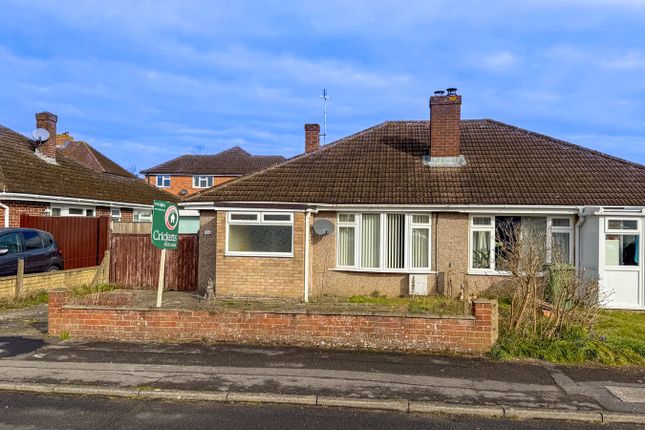 3 bed property, in Barfield Road, £332,000
