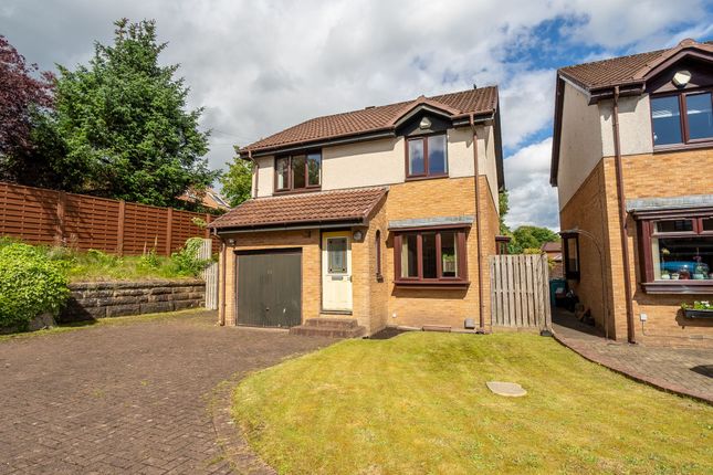 3 bed property, in Nicolson Court, £270,000