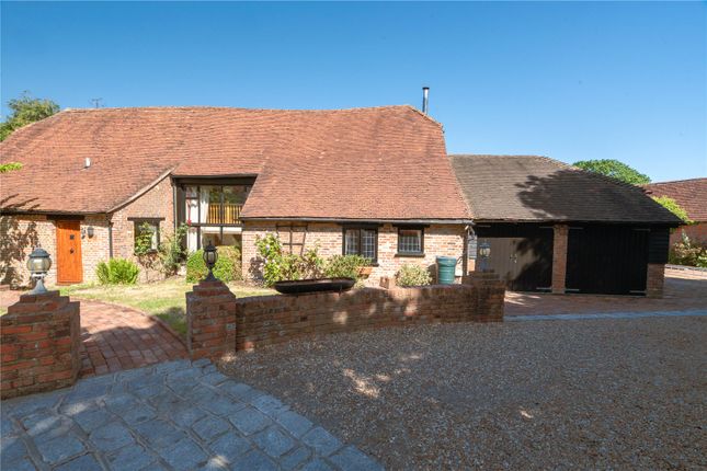 5 bed property, in Hooe Road, £950,000