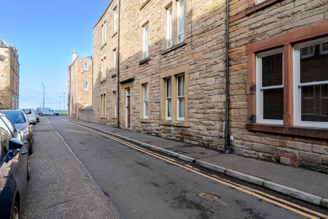 2 bed property, in 2d Downie Place, £175,000