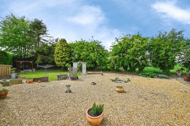 3 bed property, in Anchor Road, £260,000