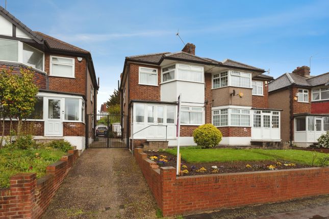 3 bed property, in Southend Road, £530,000