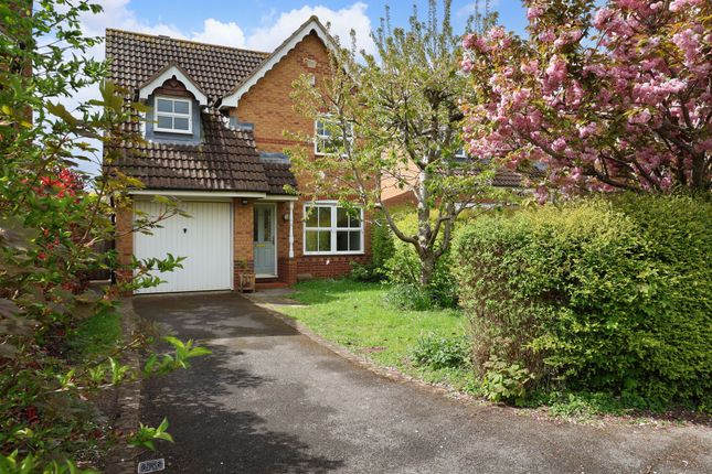 3 bed property, in Biddestone Road, £450,000