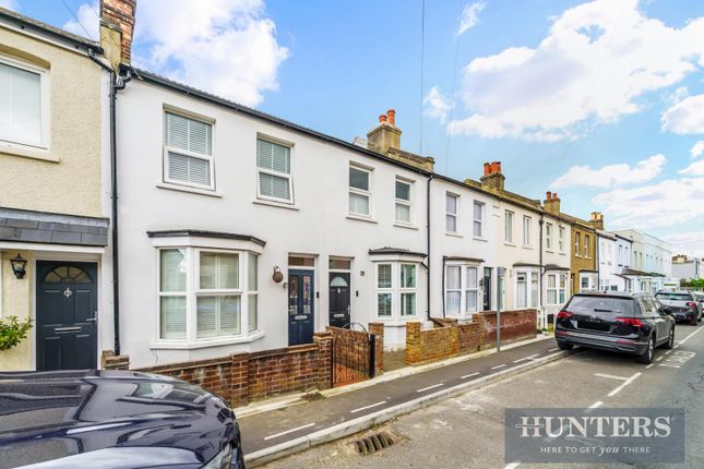 2 bed property, in Longfellow Road, £490,000