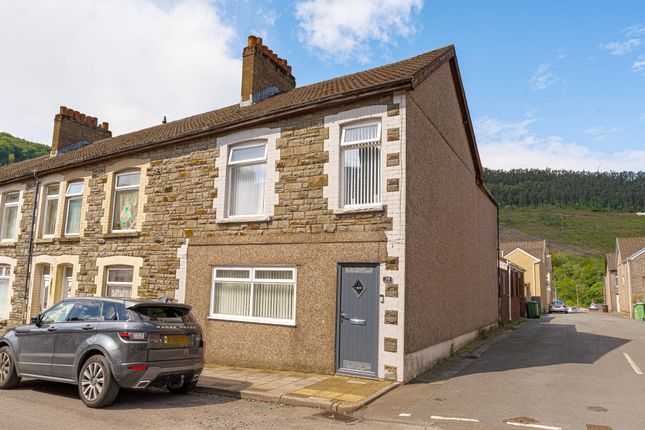 3 bed property, in Islwyn Street, £190,000